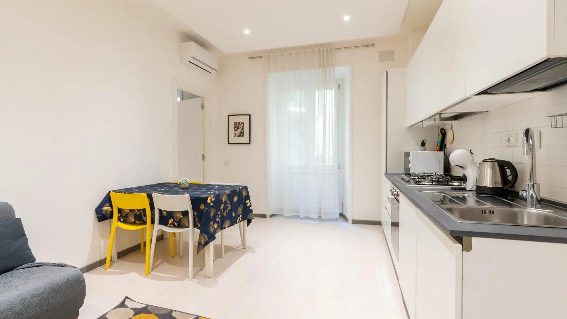 Dolce Vita Suite In Trastevere Rome 0*,  Italy